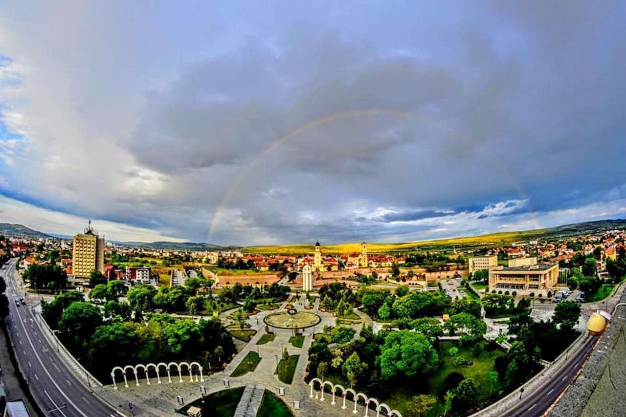 Midsummer Boulevard Leilighet Alba Iulia Eksteriør bilde